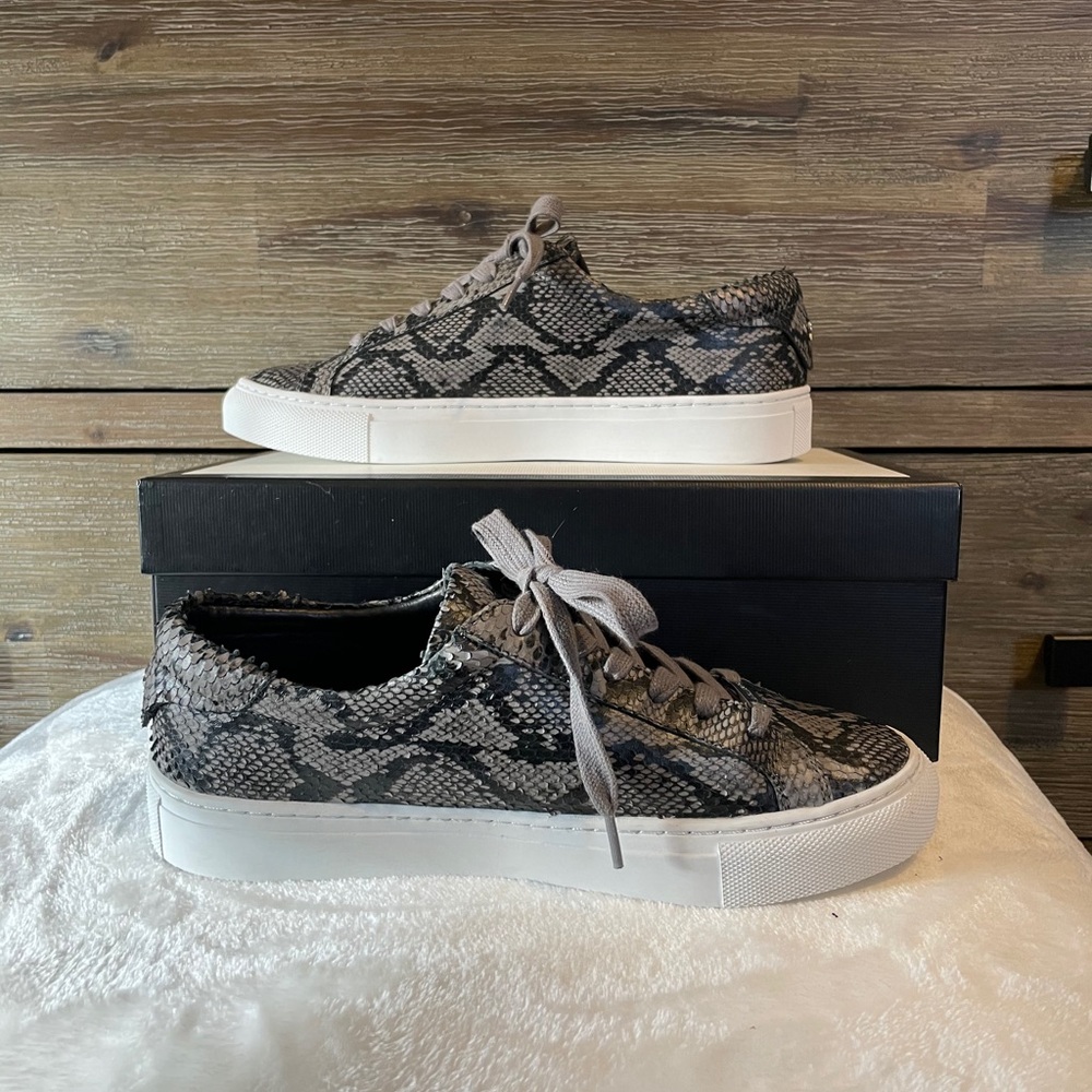 J Slides Lacee Women Sneakers Size 7 - image 3